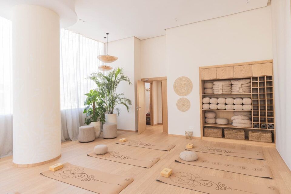 Salle Asana pratiques holistiques Soulspace